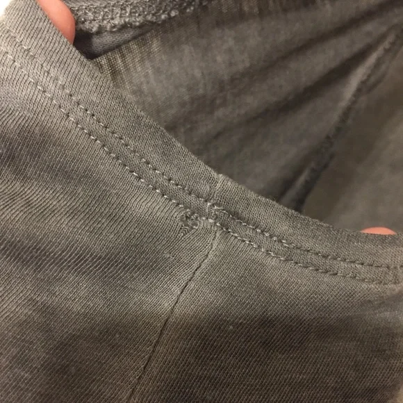 American Eagle | Gray Cactus Flowy Swing Tank Top - Picture 7 of 7